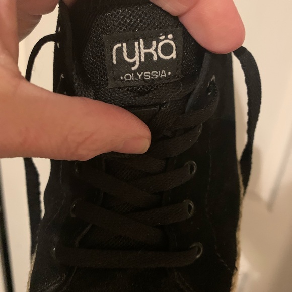 ryka olyssia sneaker